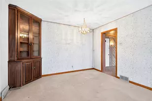 1715 Morton Ave, West Mifflin, PA 15122 - Photo 7