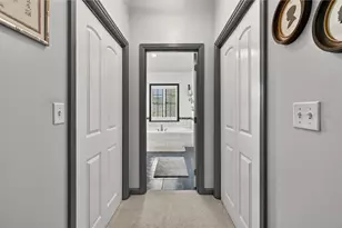 104 Primrose Cir, Penn Township, PA 16002 - Photo 23