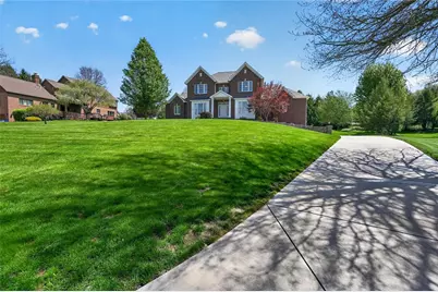 104 Primrose Cir, Penn Township, PA 16002 - Photo 5