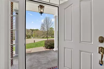104 Primrose Cir, Penn Township, PA 16002 - Photo 7
