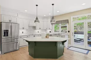 1560 Barrington Dr, Pittsburgh, PA 15090 - Photo 15