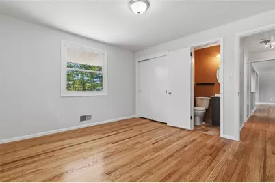 345 Maize Dr, Pittsburgh, PA 15236 - Photo 23