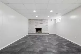 345 Maize Dr, Pittsburgh, PA 15236 - Photo 35