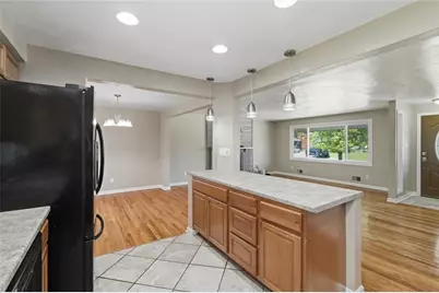 345 Maize Dr, Pittsburgh, PA 15236 - Photo 15