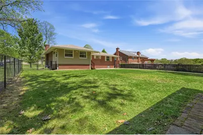 345 Maize Dr, Pittsburgh, PA 15236 - Photo 43
