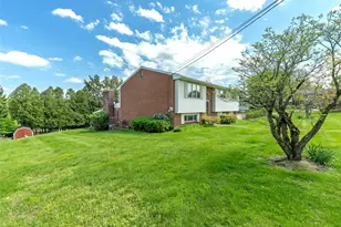 102 Kenneth Dr, Delmont, PA 15626 - Photo 9