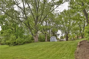 230 Great Smokey Dr, Pittsburgh, PA 15239 - Photo 29