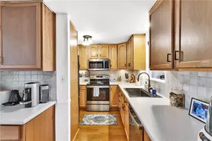 230 Great Smokey Dr, Pittsburgh, PA 15239 - Photo 9