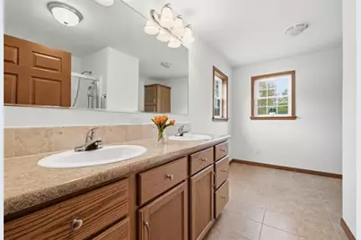 221 Parkhill Rd, Economy, PA 15005 - Photo 25