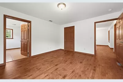 221 Parkhill Rd, Economy, PA 15005 - Photo 21