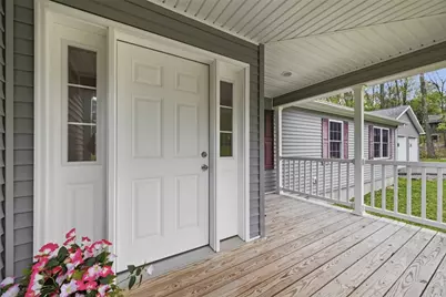 221 Parkhill Rd, Economy, PA 15005 - Photo 5