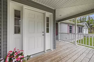 221 Parkhill Rd, Economy, PA 15005 - Photo 5