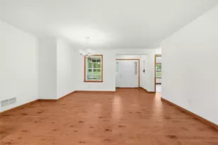 221 Parkhill Rd, Economy, PA 15005 - Photo 7