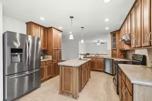221 Parkhill Rd, Economy, PA 15005 - Photo 13