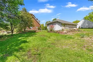 2008 Clearview Rd, Pittsburgh, PA 15116 - Photo 27
