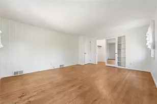 334 Jefferson Dr, Pittsburgh, PA 15228 - Photo 19