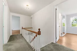 334 Jefferson Dr, Pittsburgh, PA 15228 - Photo 15