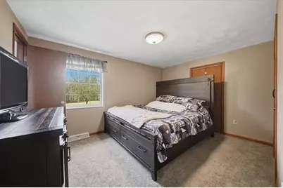 130 Fobes Dr, Hanover Township, PA 15026 - Photo 11