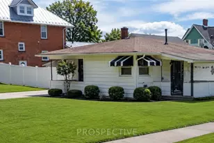 303 W South St, Carmichaels-Cumberland, PA 15320 - Photo 3