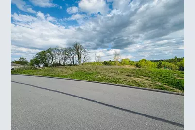 55 Ridgewood Dr, Cecil, PA 15057 - Photo 9