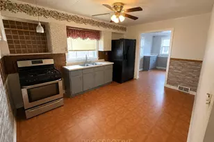 235 W Cross Ave, Masontown, PA 15461 - Photo 5