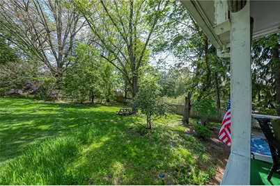 9716 East Rd, Pittsburgh, PA 15127 - Photo 11