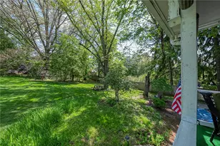 9716 E Rd, Pittsburgh, PA 15127 - Photo 11