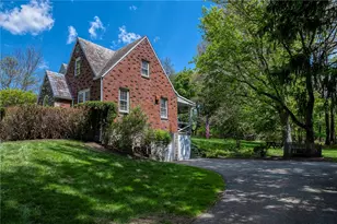 9716 E Rd, Pittsburgh, PA 15127 - Photo 3