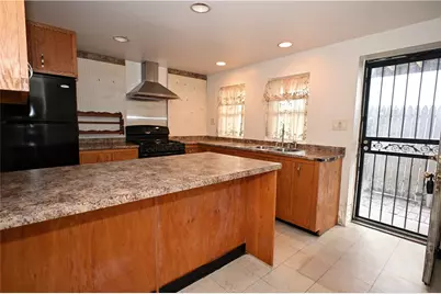1822 Fox Way, Pittsburgh, PA 15203 - Photo 11