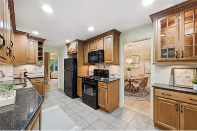 100 Denniston St #53, Pittsburgh, PA 15206 - Photo 11