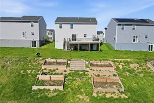 417 Coventry Ct, Lancaster Township, PA 16037 - Photo 29