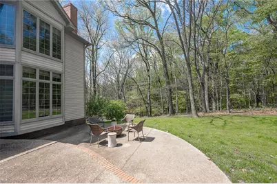 141 Timbersprings Dr, White Township, PA 15701 - Photo 11