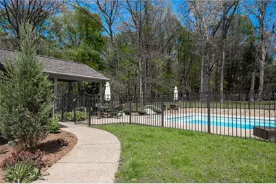 141 Timbersprings Dr, White Township, PA 15701 - Photo 11