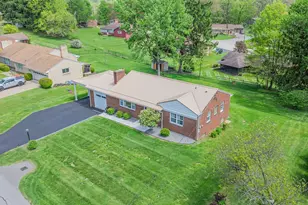 110 Pinkerton Dr, Brighton Township, PA 15009 - Photo 37