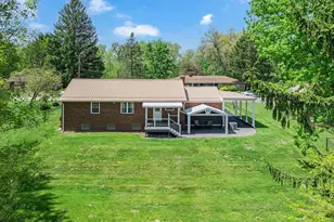 110 Pinkerton Dr, Brighton Township, PA 15009 - Photo 3