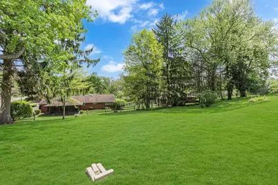 110 Pinkerton Dr, Brighton Township, PA 15009 - Photo 5