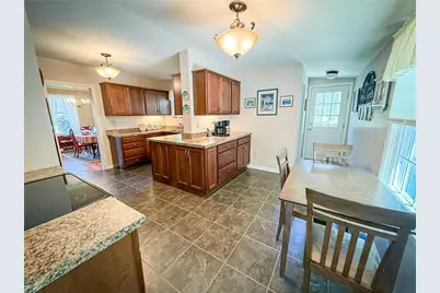 306 Beechwood Blvd, Center Township, PA 16001 - Photo 17