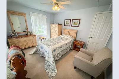 306 Beechwood Blvd, Center Township, PA 16001 - Photo 27