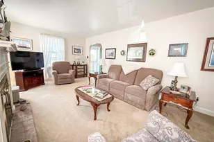 306 Beechwood Blvd, Center Township, PA 16001 - Photo 3