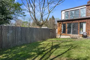 4300 Bristol St, Pittsburgh, PA 15207 - Photo 35