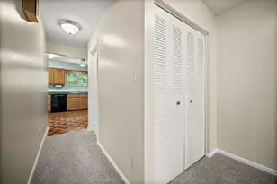 2673 Bingham Dr, Pittsburgh, PA 15241 - Photo 11
