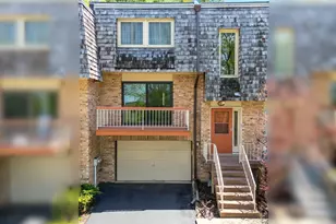 2673 Bingham Dr, Pittsburgh, PA 15241 - Photo 1
