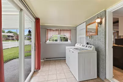 126 Allison Ave, Houston, PA 15342 - Photo 37