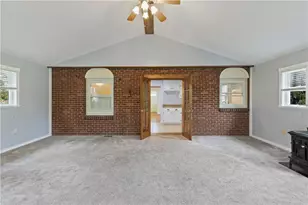 126 Allison Ave, Houston, PA 15342 - Photo 31