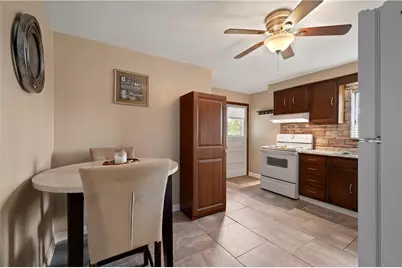 2724 Gould Drive, South Park, PA 15129 - Photo 9
