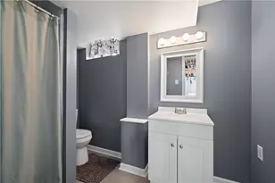 2724 Gould Dr, South Park, PA 15129 - Photo 23