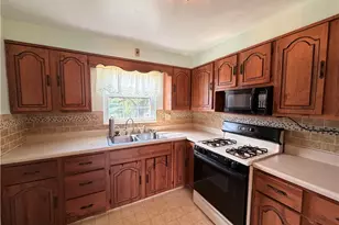 5118 Hill St, Union Township, PA 15332 - Photo 11