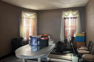 427 Agatha St, Pitcairn, PA 15140 - Photo 5