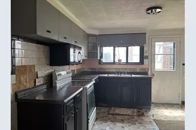 427 Agatha Street, Pitcairn, PA 15140 - Photo 5