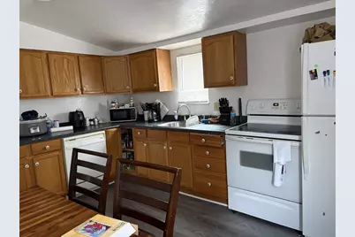 3300 Liberty Way, Liberty Boro, PA 15133 - Photo 11